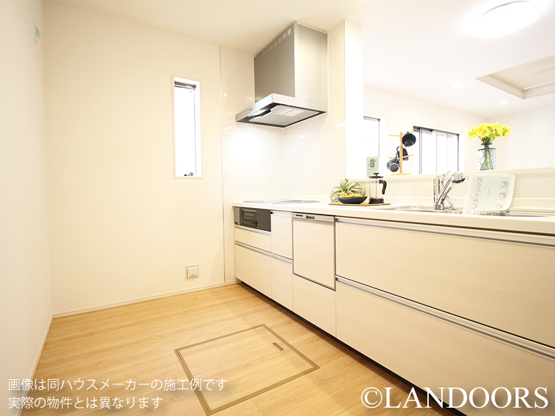 建売住宅の施工例｜キッチン白（名古屋市）｜東栄住宅（ブルーミングガーデン）